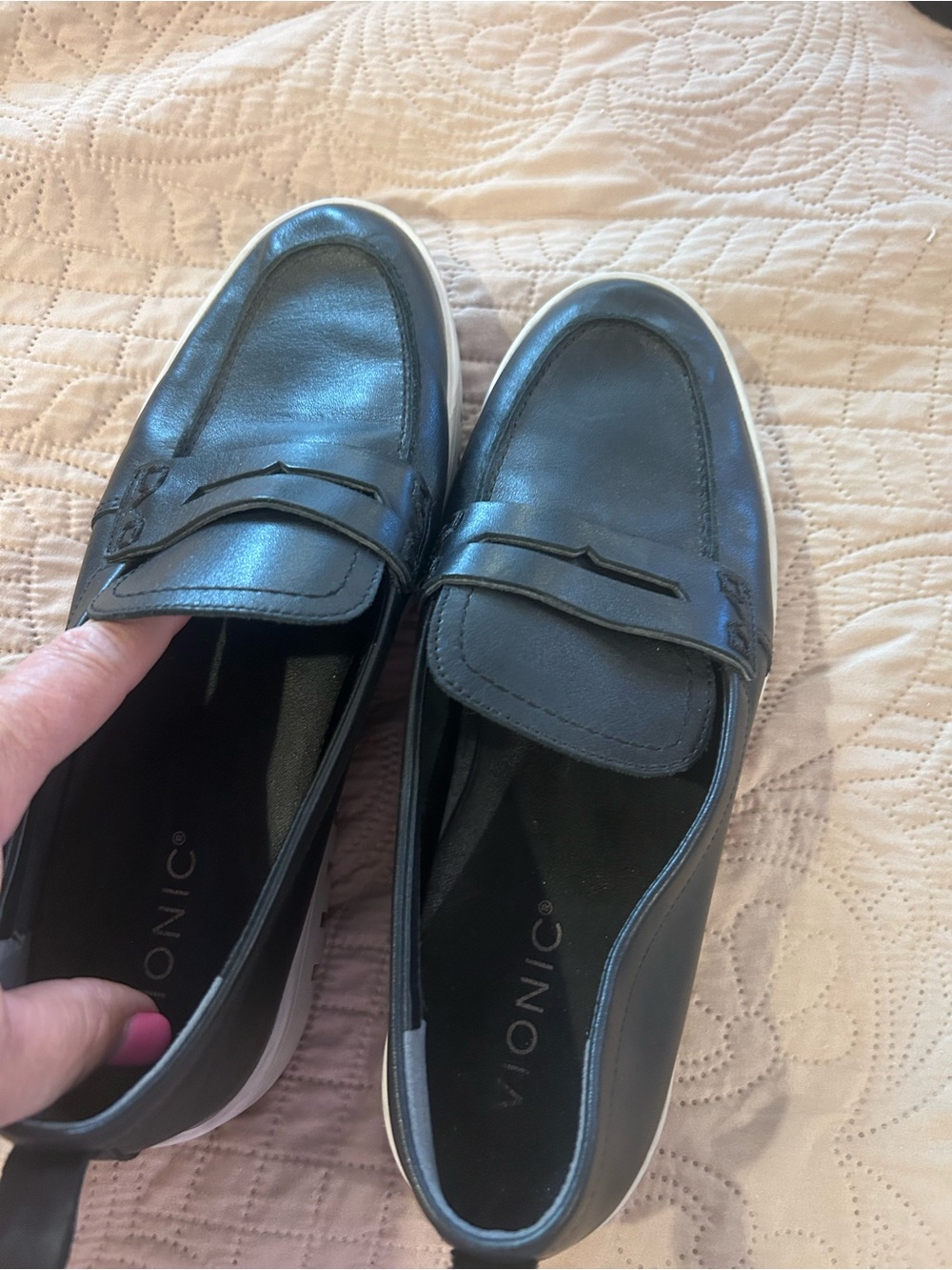 Vionic Black Leather Uptown Loafers with White Sole